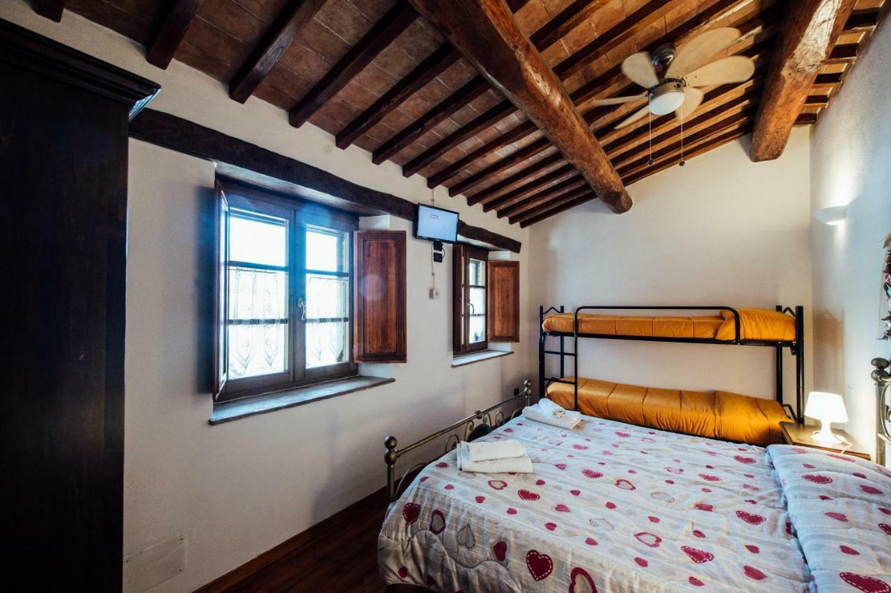 Agriturismo Il Noce Castiglione d'Orcia Exterior photo